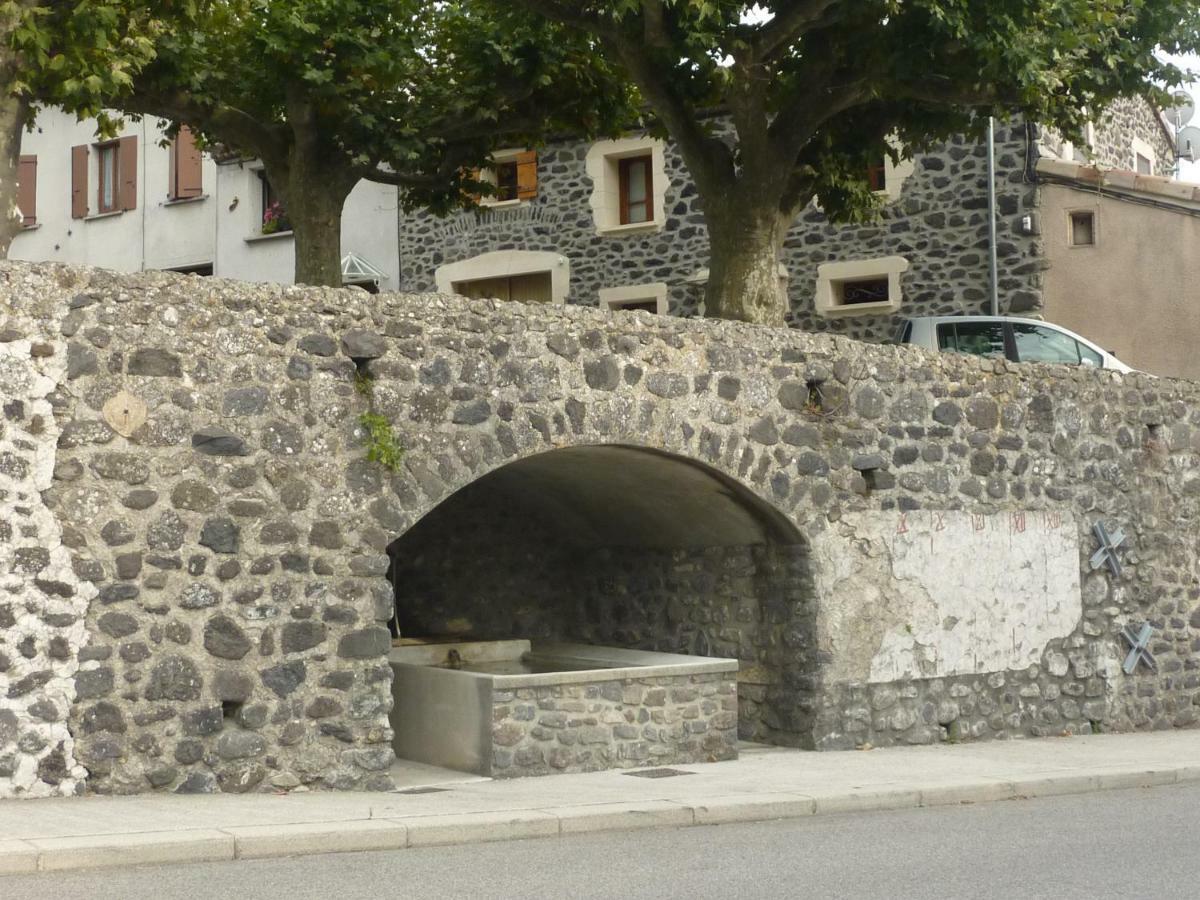 gite la riviere Saint-Martin-le-Supérieur Esterno foto